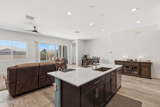 18931 W LAUREL Lane, Surprise, AZ 85388