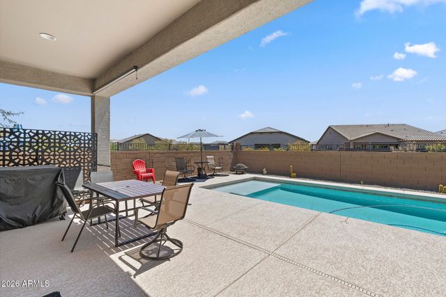 18931 W LAUREL Lane, Surprise, AZ 85388