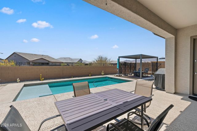 18931 W LAUREL Lane, Surprise, AZ 85388