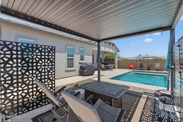 18931 W LAUREL Lane, Surprise, AZ 85388