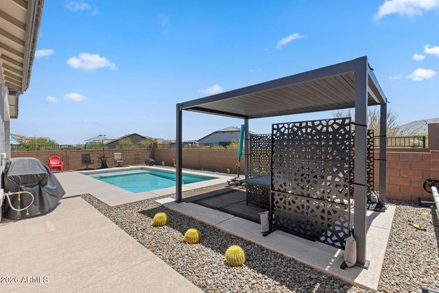 18931 W LAUREL Lane, Surprise, AZ 85388