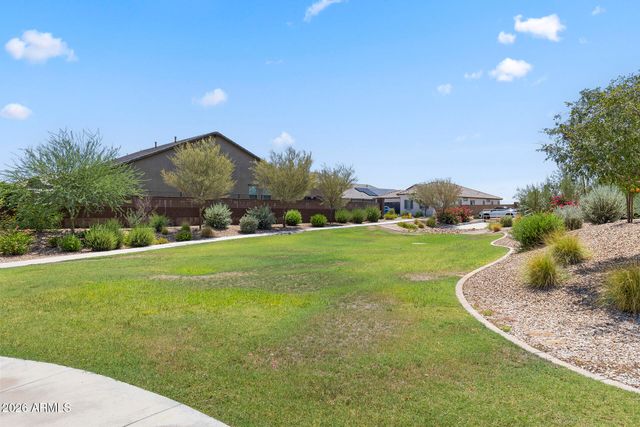 18931 W LAUREL Lane, Surprise, AZ 85388