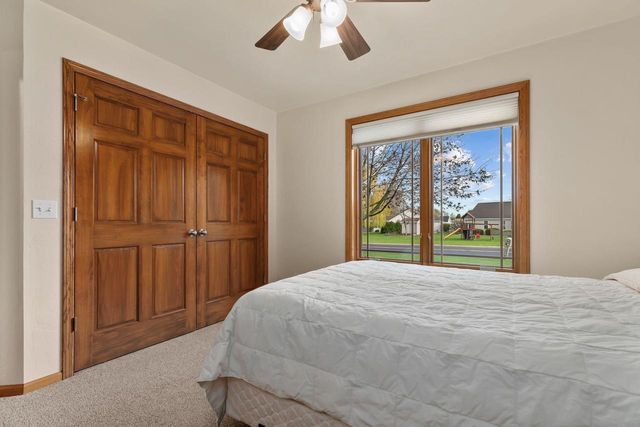 2375 SMOKE TREE ROAD, Neenah, WI 54956