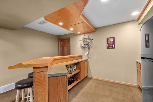 2375 SMOKE TREE ROAD, Neenah, WI 54956