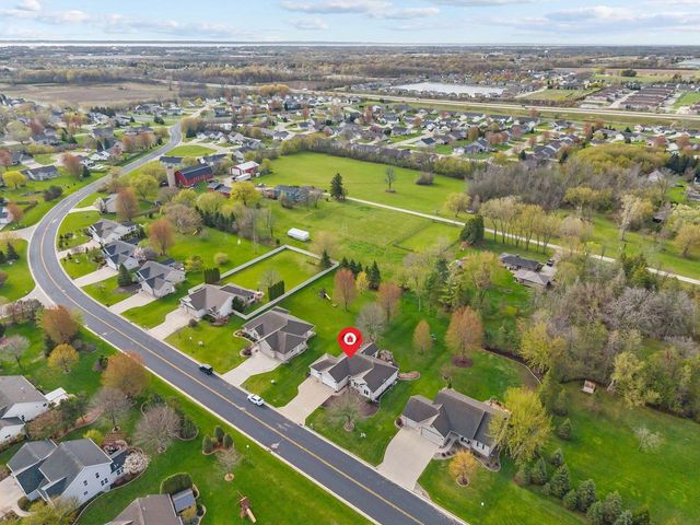 2375 SMOKE TREE ROAD, Neenah, WI 54956