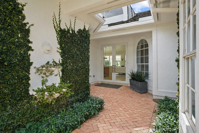 2479 Muir Circle, Wellington, FL 33414