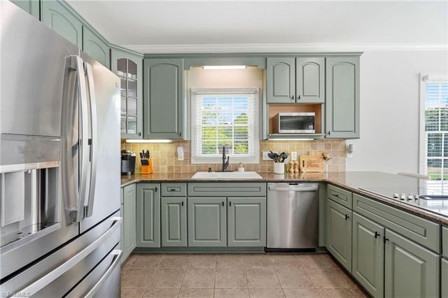 230 Deer Path Lane, Lexington, NC 27295