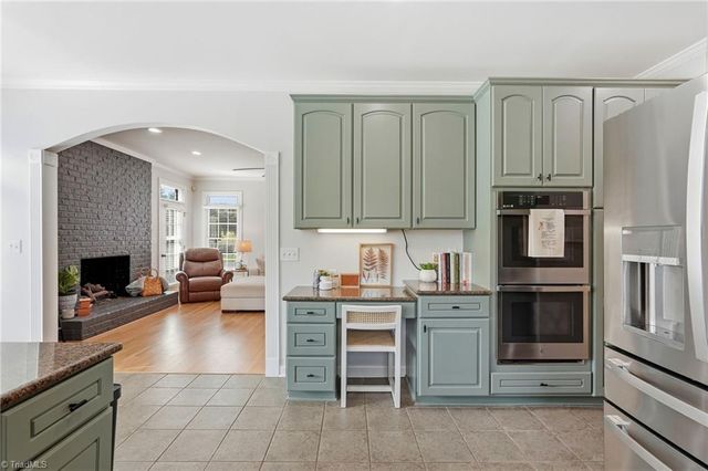 230 Deer Path Lane, Lexington, NC 27295