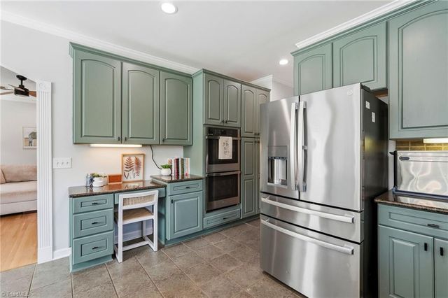 230 Deer Path Lane, Lexington, NC 27295