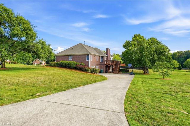 230 Deer Path Lane, Lexington, NC 27295