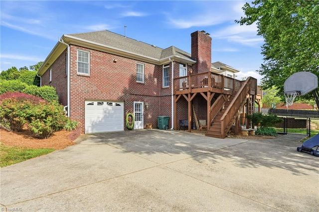 230 Deer Path Lane, Lexington, NC 27295