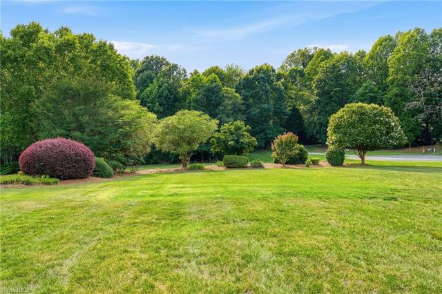 230 Deer Path Lane, Lexington, NC 27295