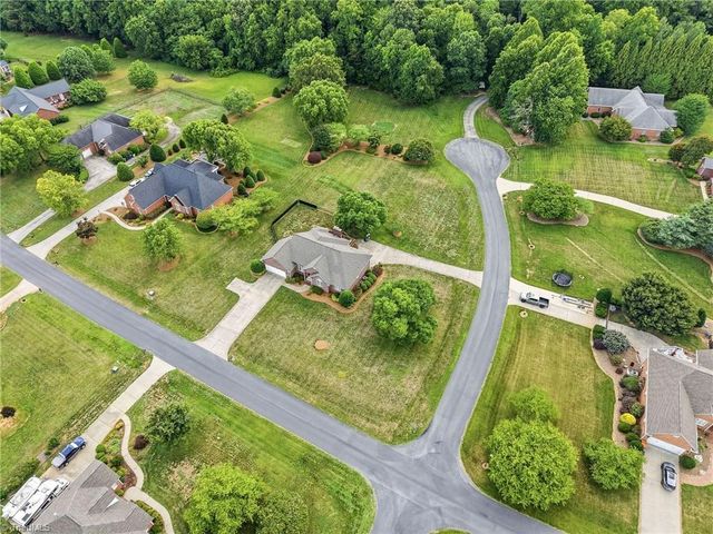 230 Deer Path Lane, Lexington, NC 27295