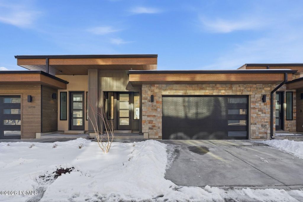 11803 N Apex Way 64, Hideout, UT 84036