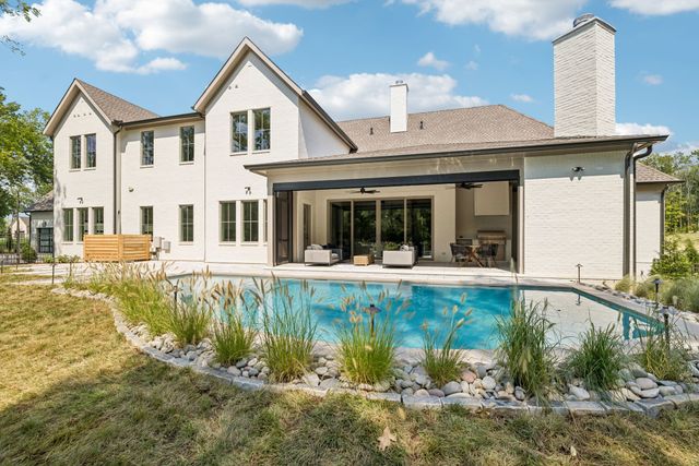 1705 Reflection Ln, Brentwood, TN 37027