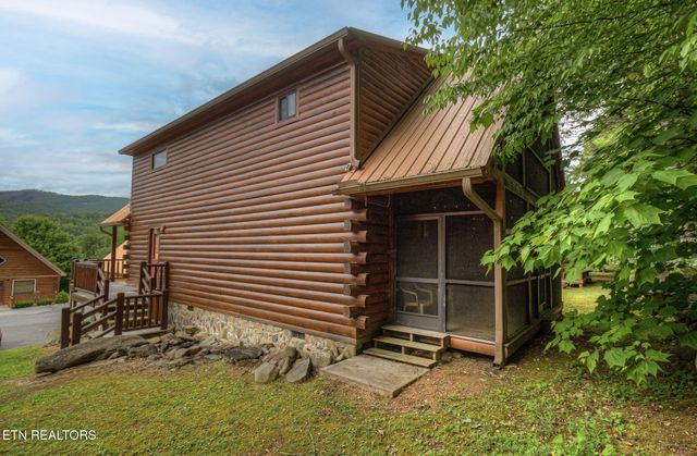 214 Forrest Loop Way, Gatlinburg, TN 37738