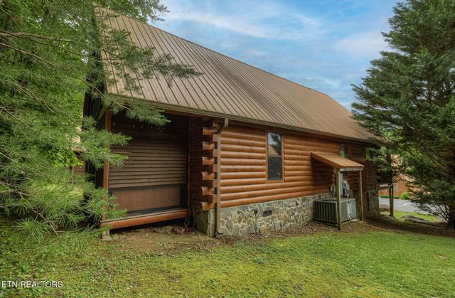 214 Forrest Loop Way, Gatlinburg, TN 37738