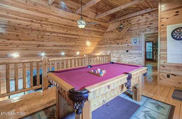 214 Forrest Loop Way, Gatlinburg, TN 37738