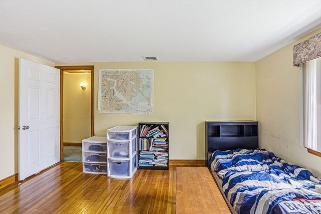 229 Summer St, Weymouth, MA 02188