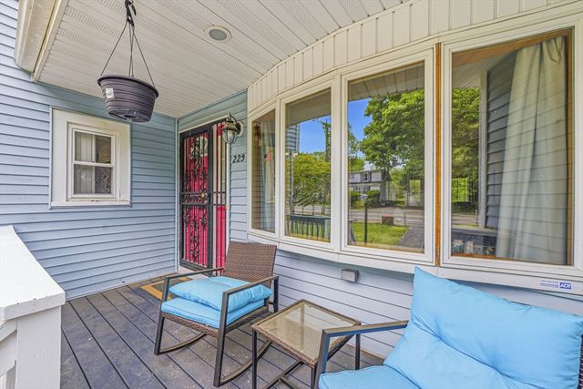 229 Summer St, Weymouth, MA 02188