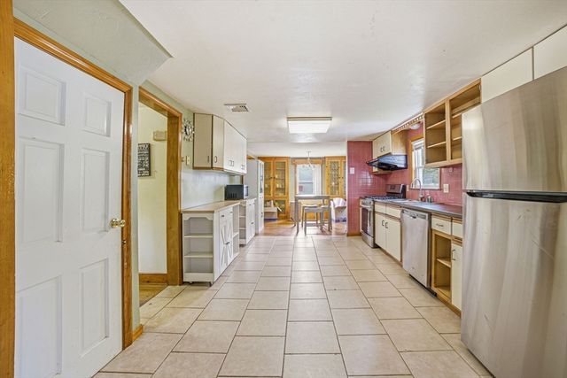 229 Summer St, Weymouth, MA 02188