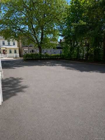 142 N 6th Avenue, Mount Vernon, NY 10550