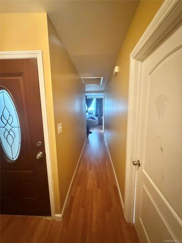 142 N 6th Avenue, Mount Vernon, NY 10550