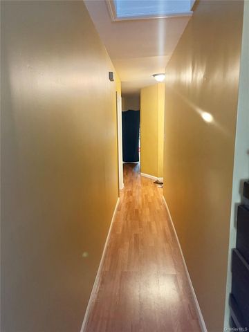 142 N 6th Avenue, Mount Vernon, NY 10550