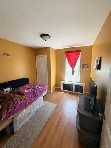 142 N 6th Avenue, Mount Vernon, NY 10550