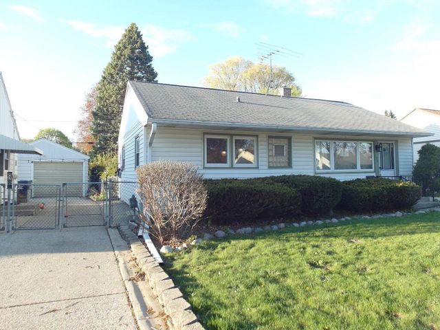 176 Armour AVENUE, Milwaukee, WI 53207