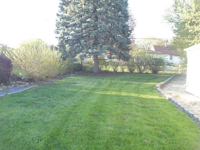 176 Armour AVENUE, Milwaukee, WI 53207