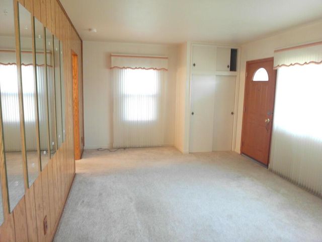 176 Armour AVENUE, Milwaukee, WI 53207