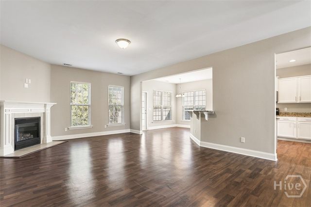 5 Whitaker Way N, Richmond Hill, GA 31324