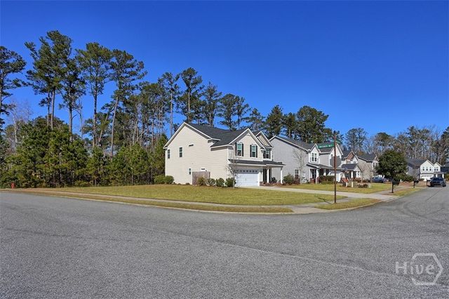 5 Whitaker Way N, Richmond Hill, GA 31324