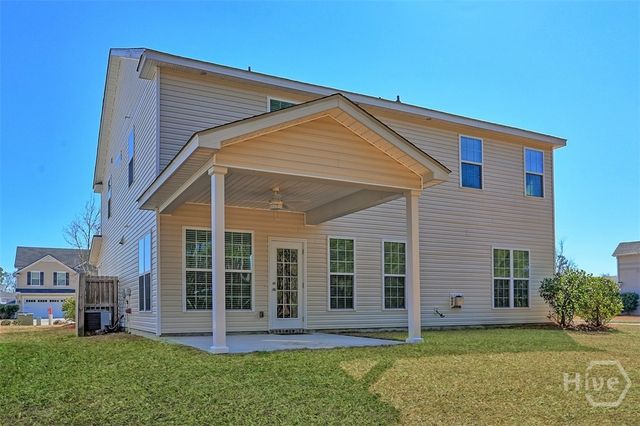 5 Whitaker Way N, Richmond Hill, GA 31324