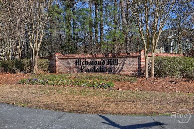 5 Whitaker Way N, Richmond Hill, GA 31324