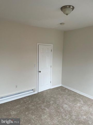 1831 FONTAIN ST, Philadelphia, PA 19121