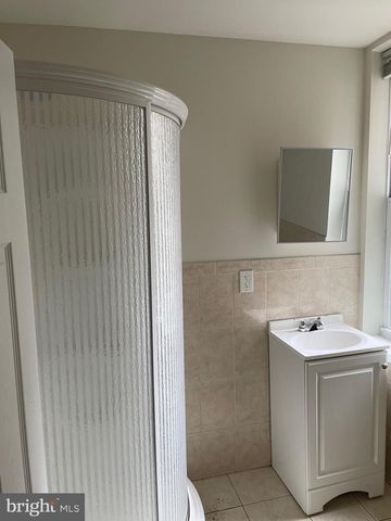 1831 FONTAIN ST, Philadelphia, PA 19121