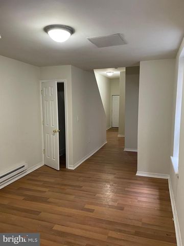 1831 FONTAIN ST, Philadelphia, PA 19121