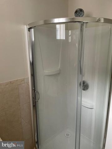 1831 FONTAIN ST, Philadelphia, PA 19121