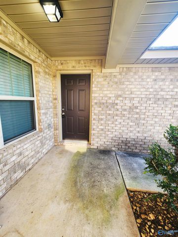 169 Sedgewick Drive, Owens Cross Roads, AL 35763