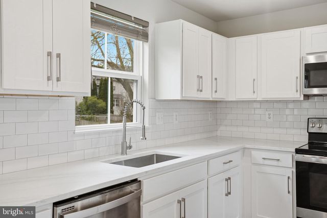 213 PICKETT ST, Taneytown, MD 21787