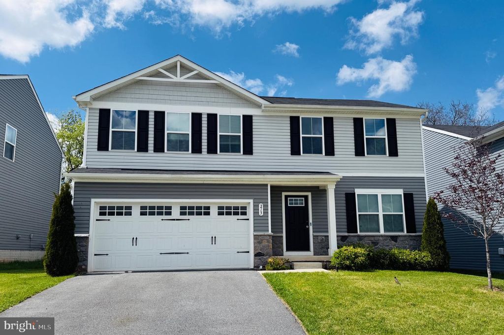 Image 1 of property listing at 213 PICKETT ST, Taneytown, MD 21787