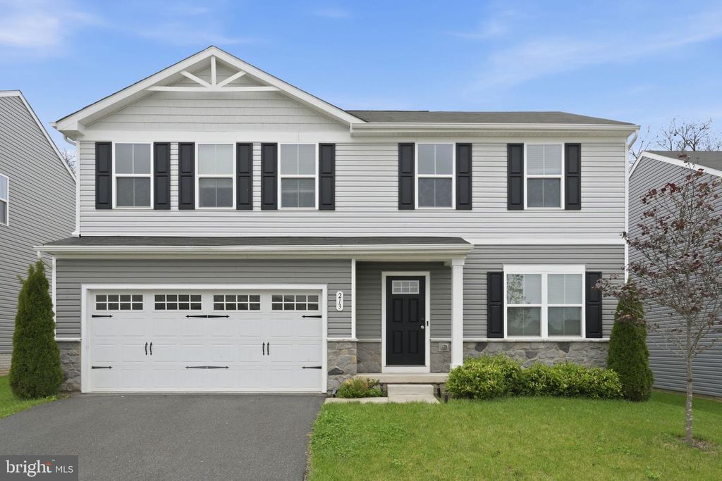 Image 2 of property listing at 213 PICKETT ST, Taneytown, MD 21787