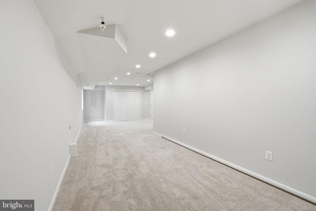 Image 42 of property listing at 213 PICKETT ST, Taneytown, MD 21787