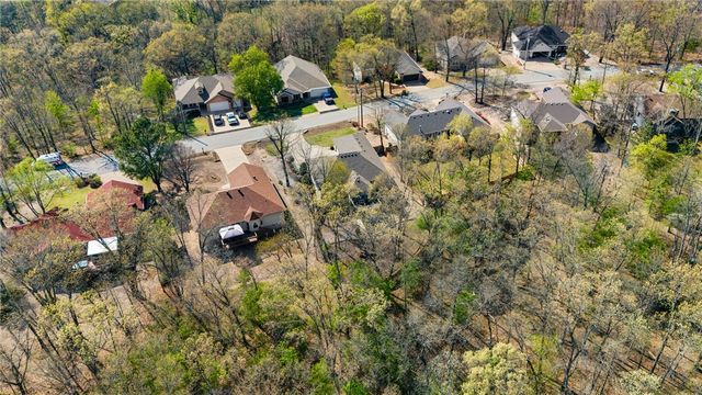 31 Mansfield Drive, Bella Vista, AR 72714