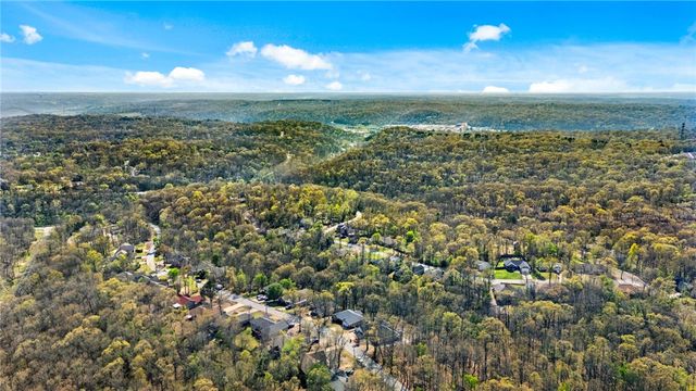 31 Mansfield Drive, Bella Vista, AR 72714