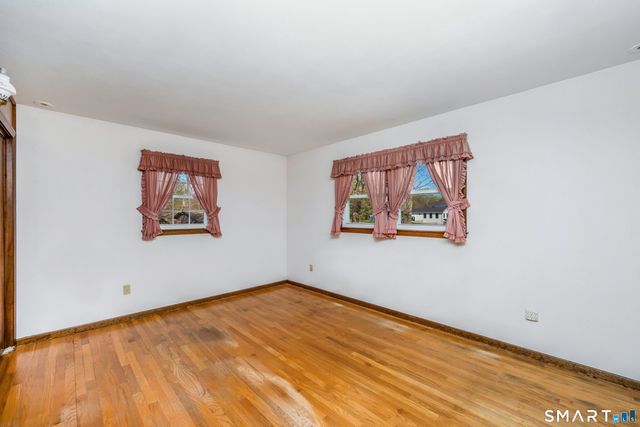 14 Abbey Lane, Shelton, CT 06484