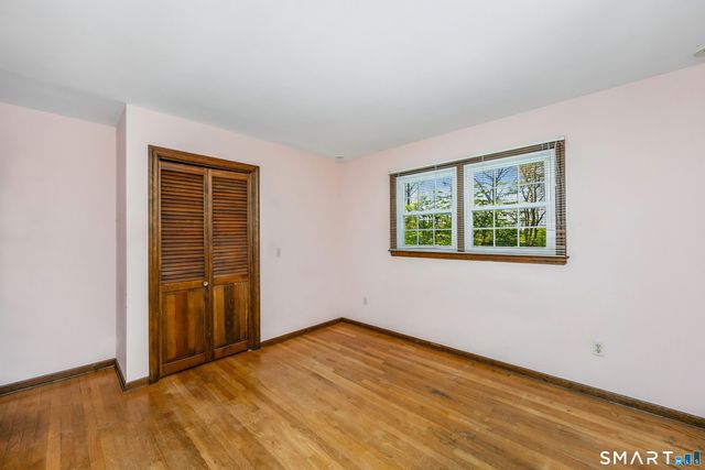 14 Abbey Lane, Shelton, CT 06484