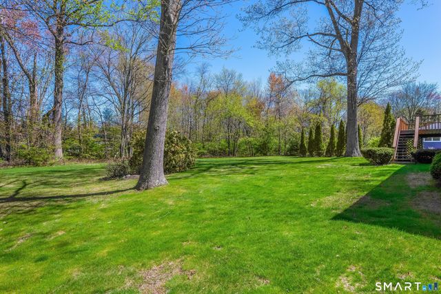 14 Abbey Lane, Shelton, CT 06484